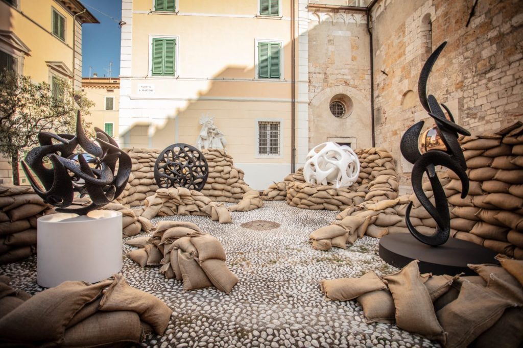 THE GARDEN by Gianfranco-Meggiato-pietrasanta-the-garden-of-the-silent-muses-sculpture